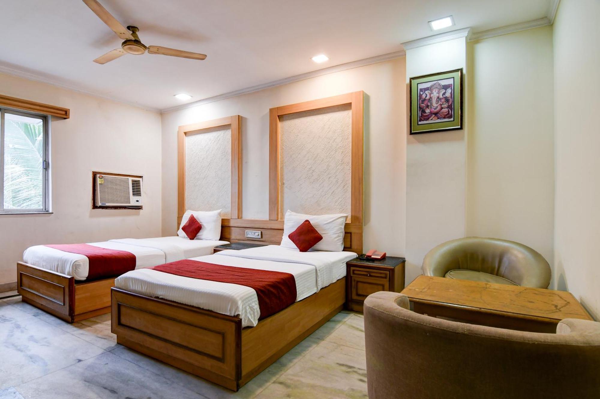 Hotel King'S Crown Kalkutta Exterior foto